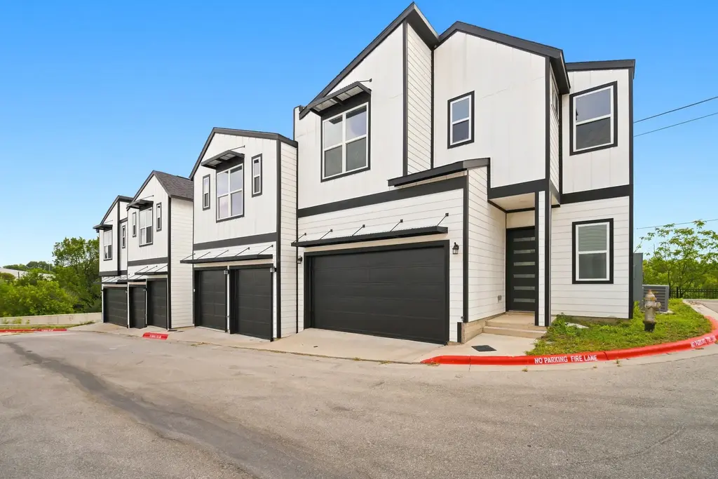 1300 Mckie Drive 33, Austin