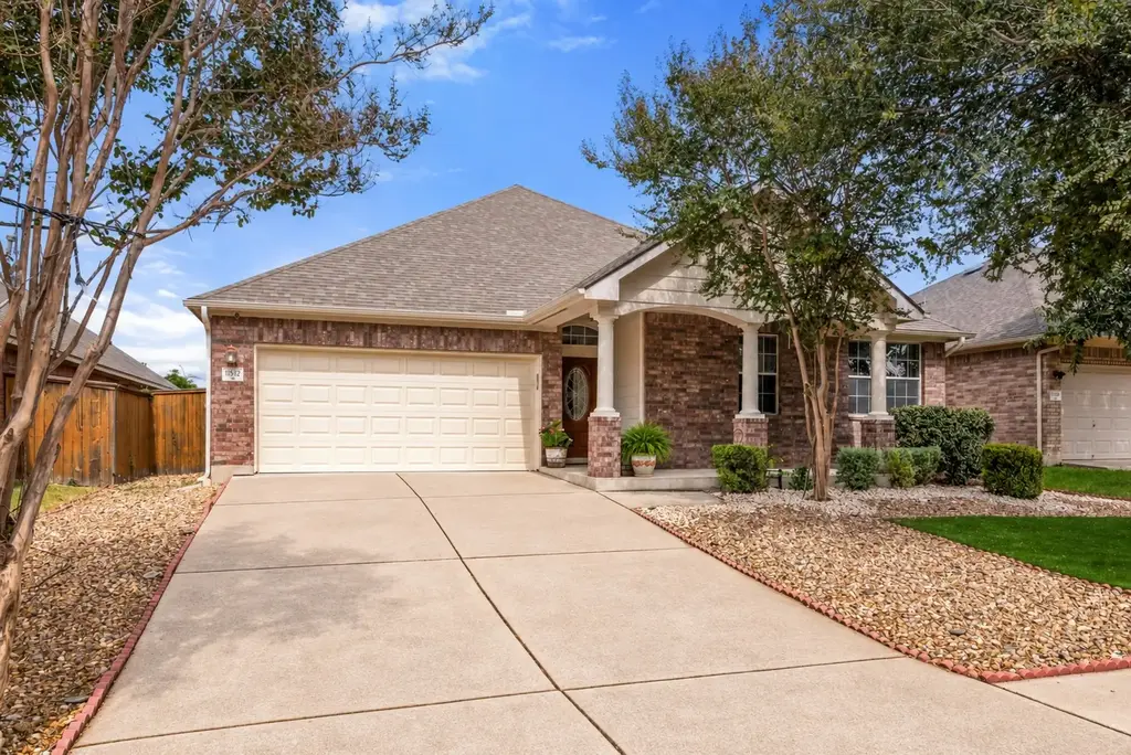 11512 Shadow Creek Drive, Manor