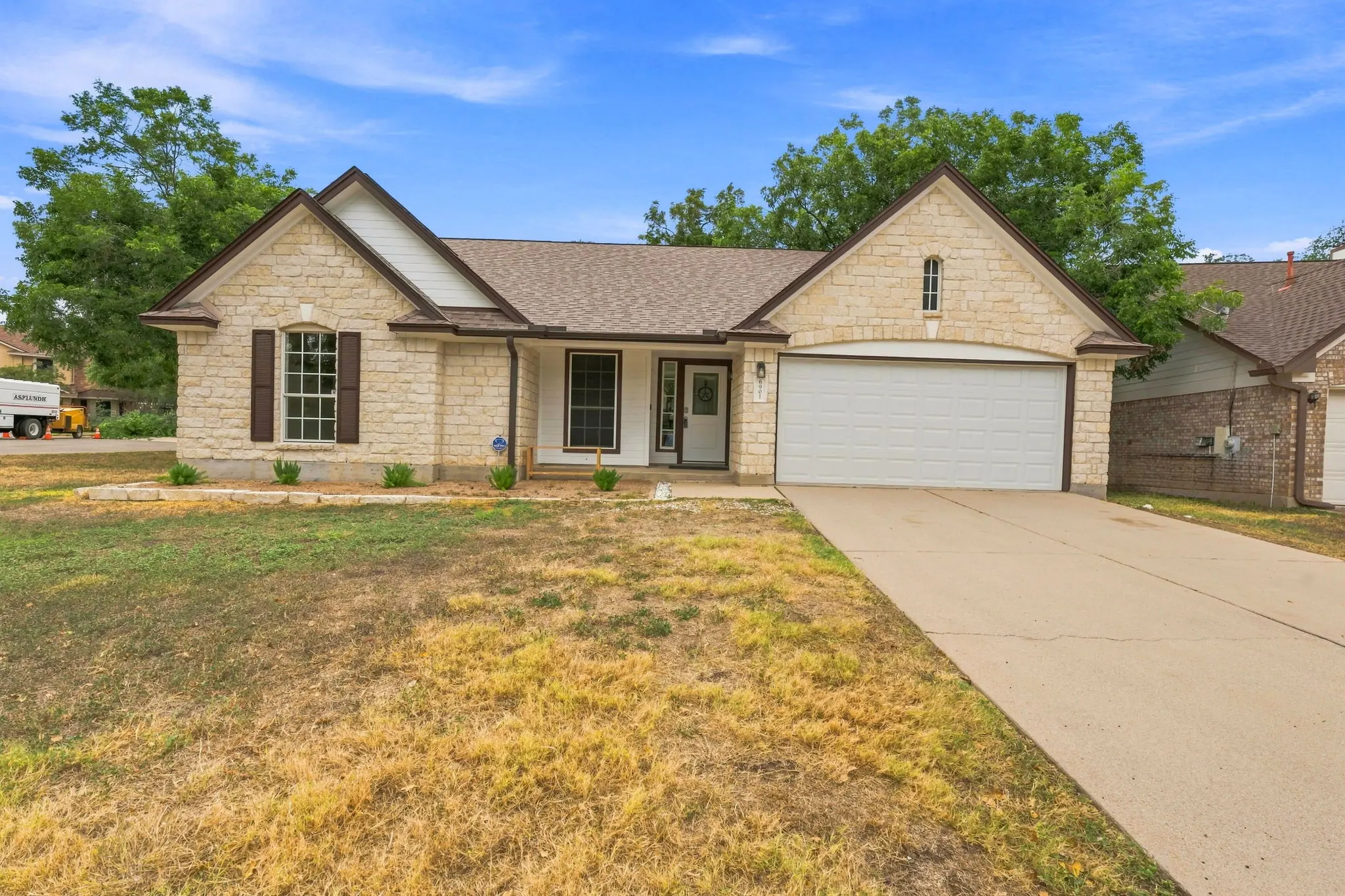 Photo of Listing #9127612
