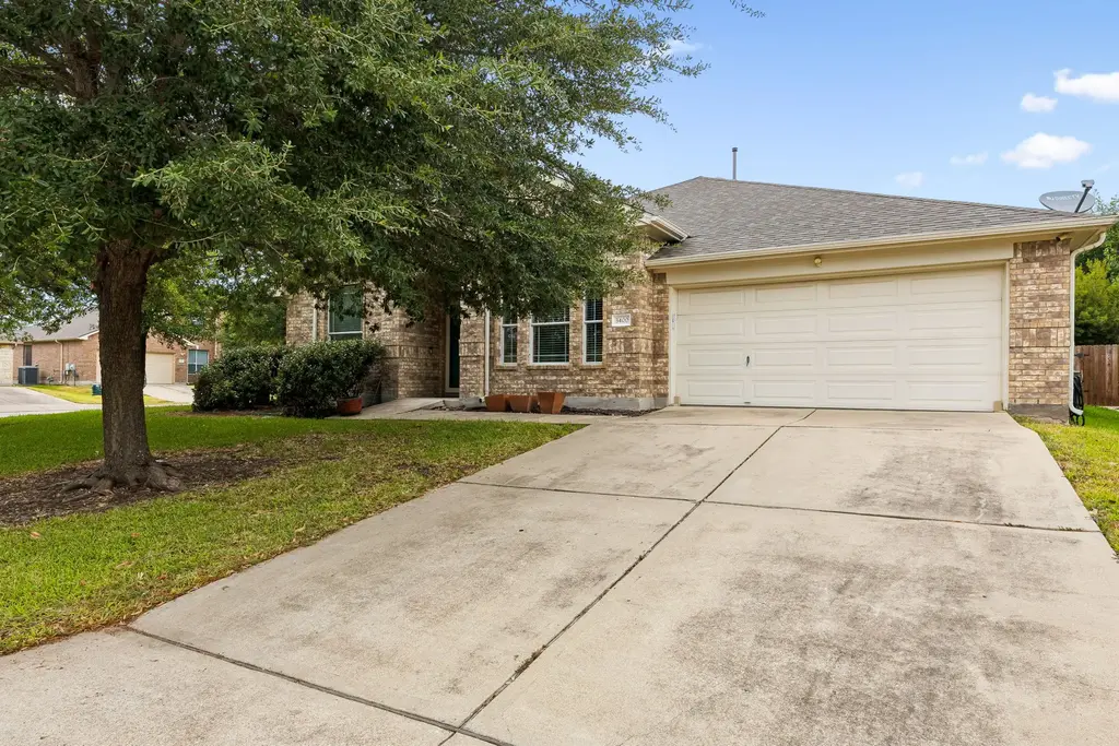 3400 Trickling Springs Way, Pflugerville