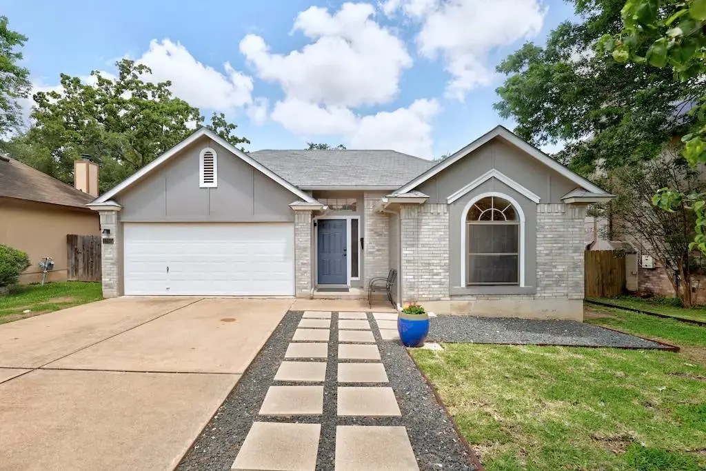 1205 Forest Oaks Path, Cedar Park