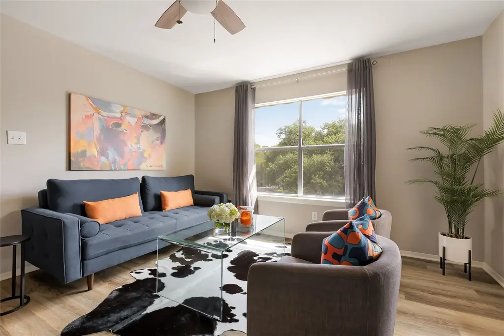8210 Bent Tree Road 231, Austin