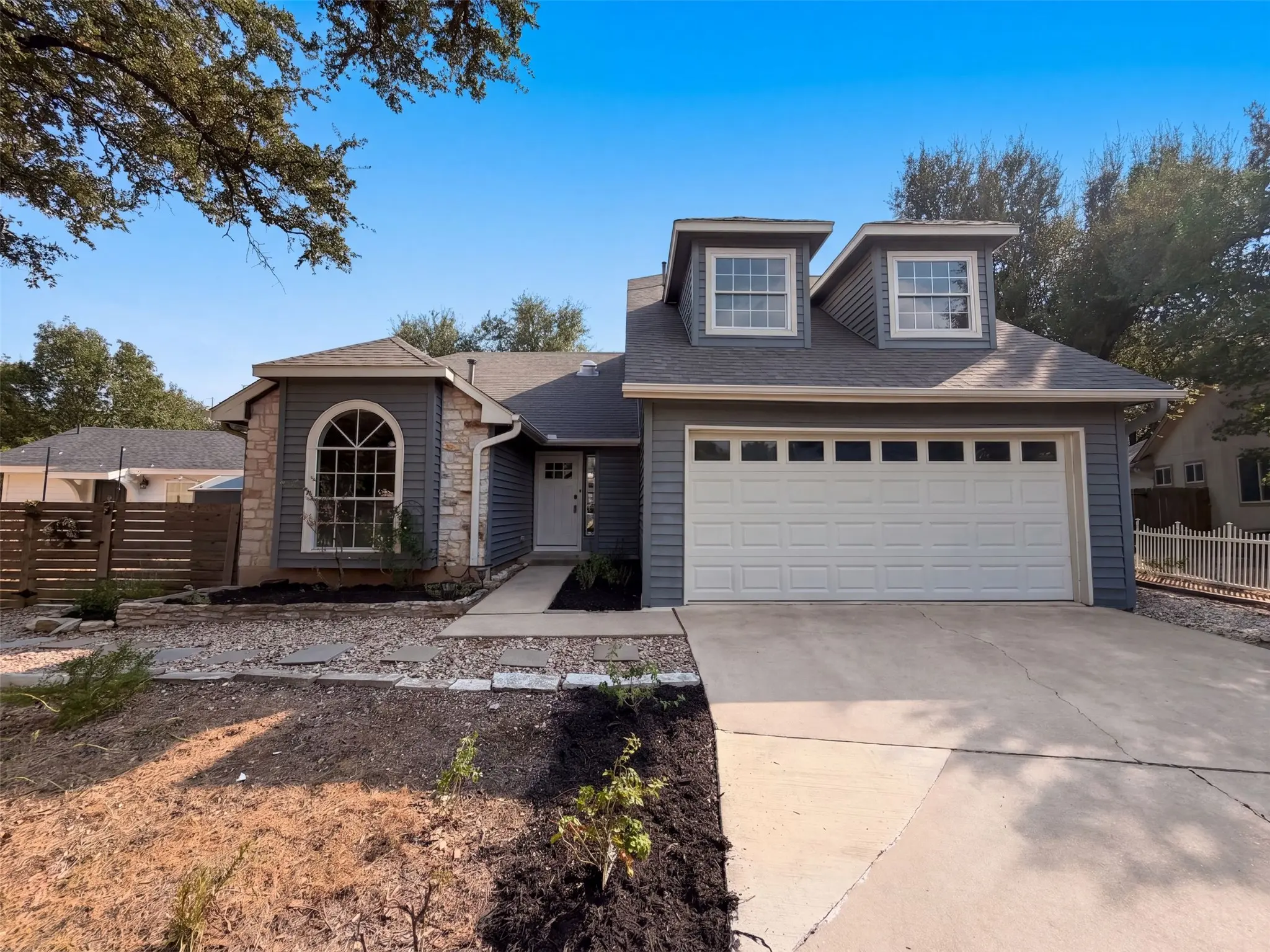 Photo of Listing #5584661