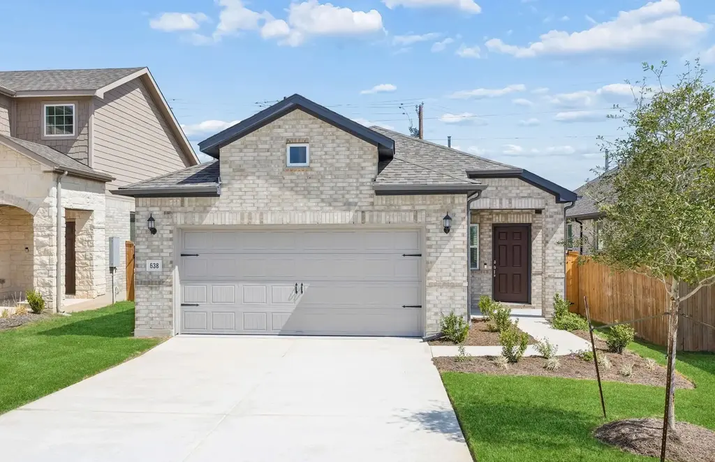 638 Tailwind Drive, Kyle