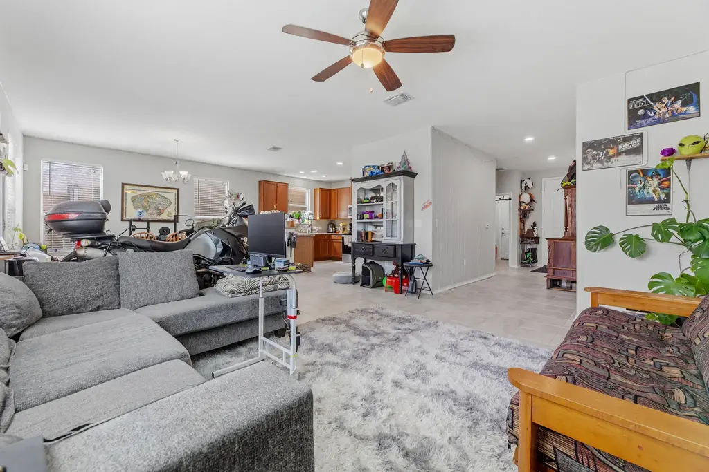 6229 Minnoch Lane, Austin