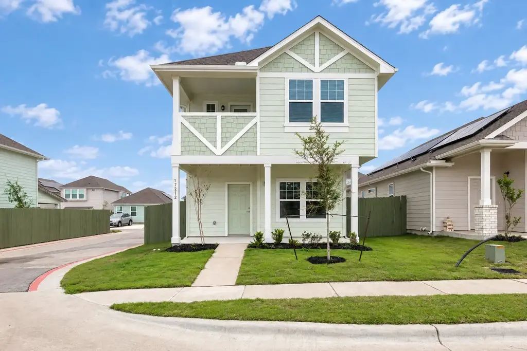 17212 Adoro Drive, Manor