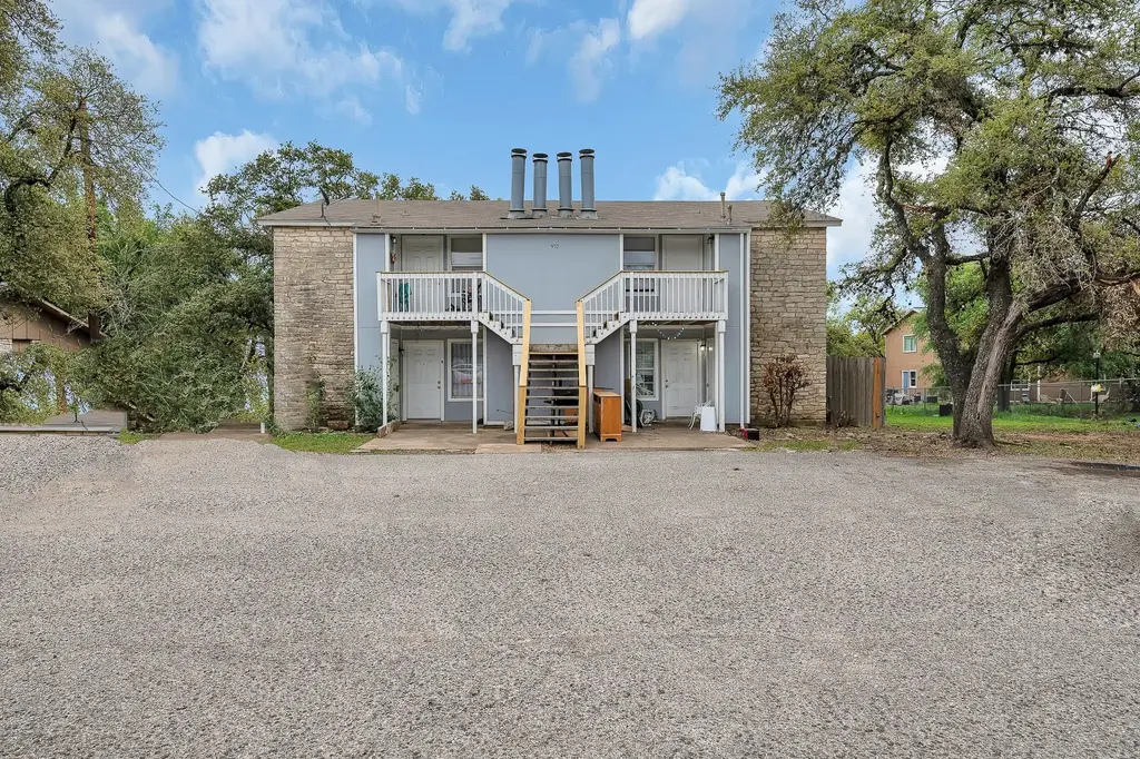 500 Algerita Drive C, Georgetown
