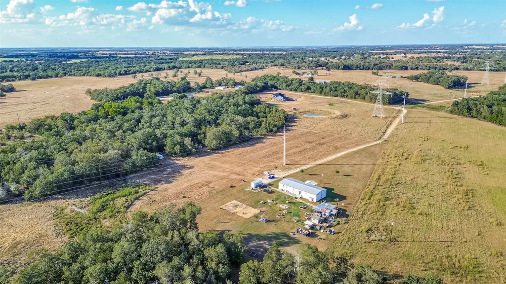 2281 County Road 458, Thorndale