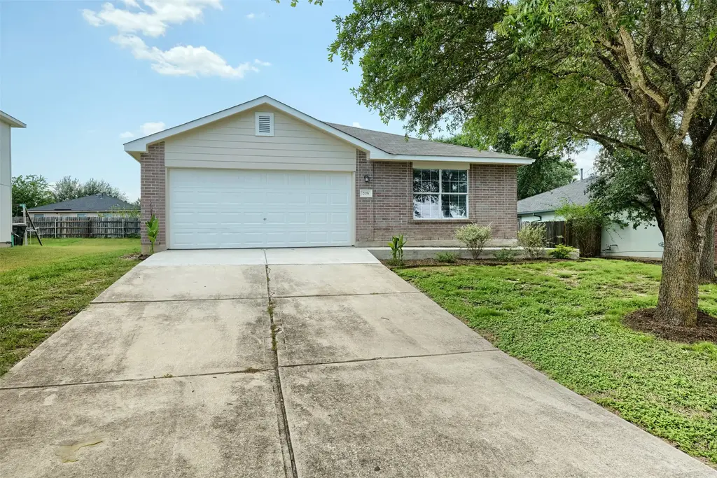 208 Buttercup Way, Kyle