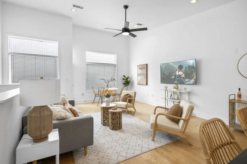 1702 S Lamar Boulevard 21, Austin