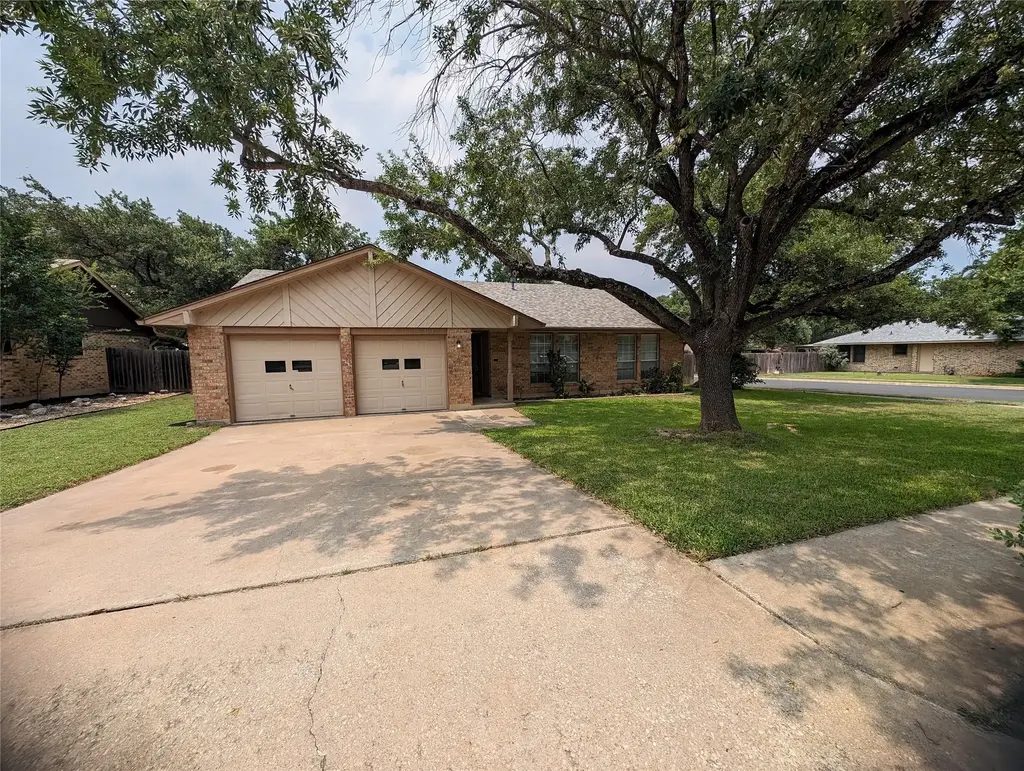 5614 Wagon Train Road, Austin