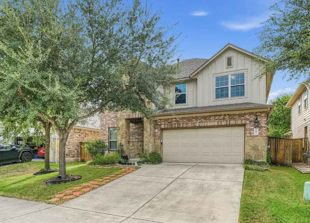 1694 Oyster Creek, Buda