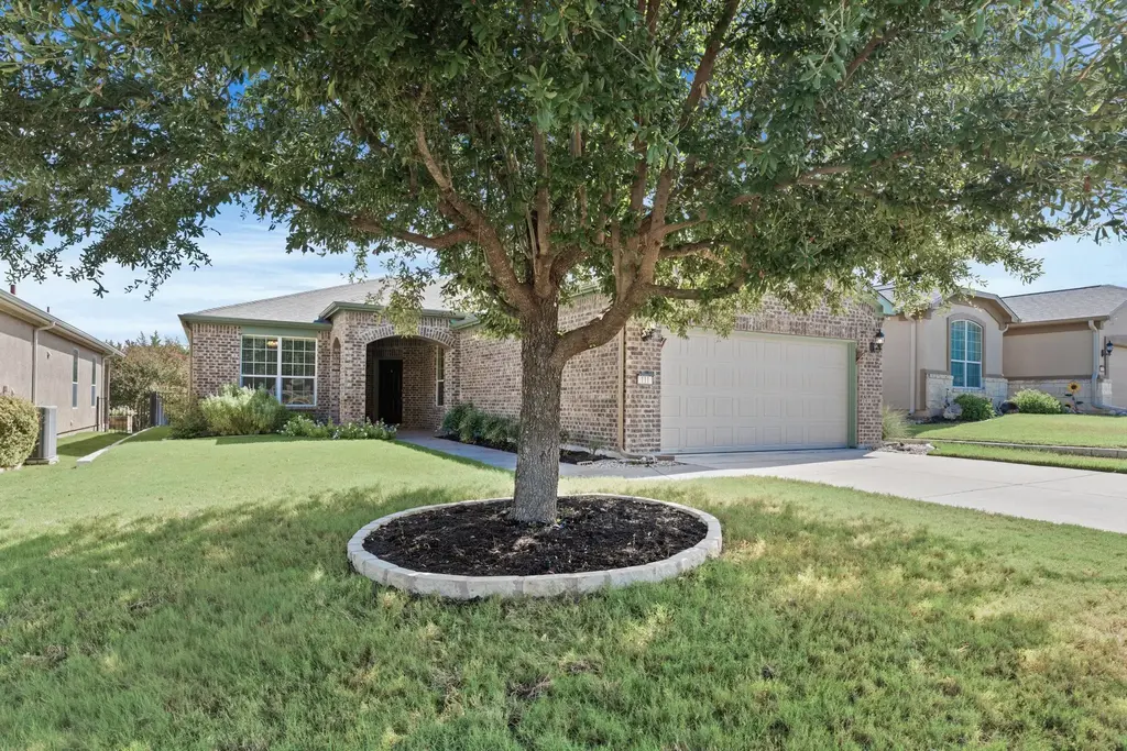111 Cathedral Mountain Pass, Georgetown