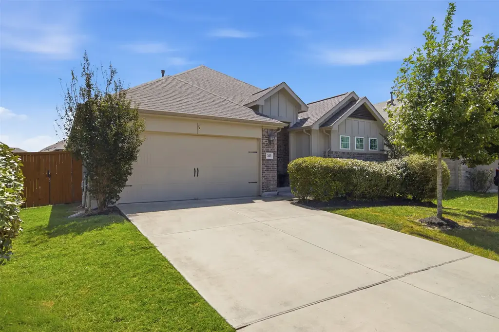 309 Treasure Trove Path, Kyle