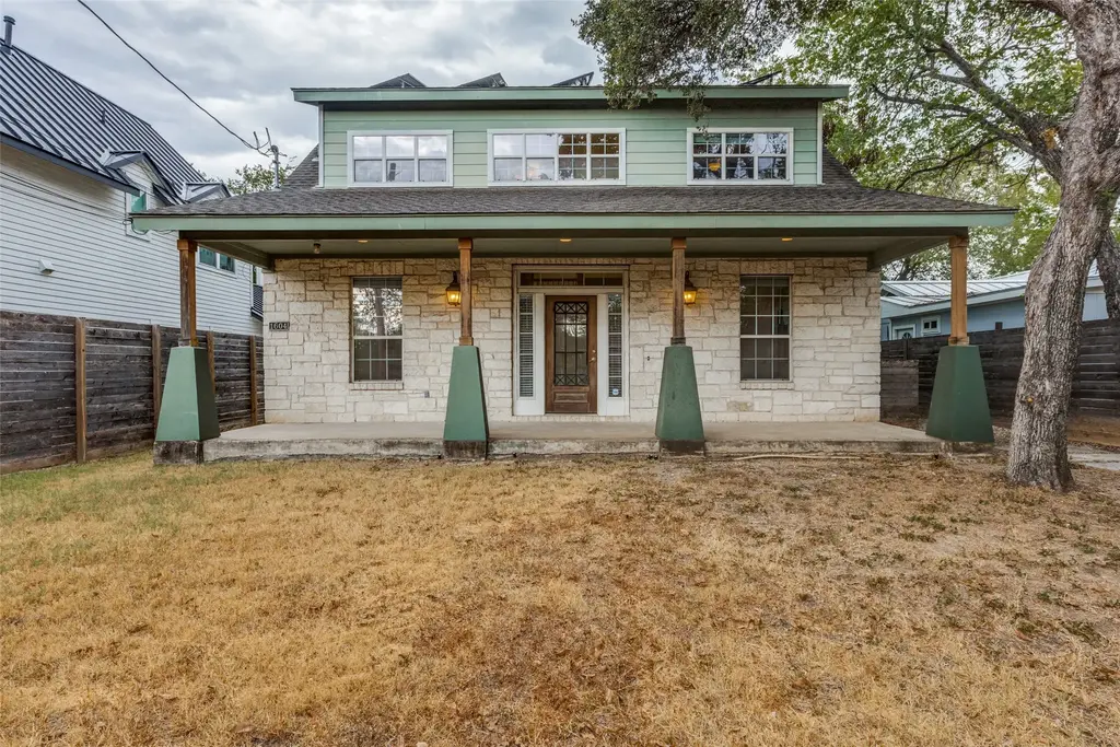 1604 Walnut Avenue A, Austin