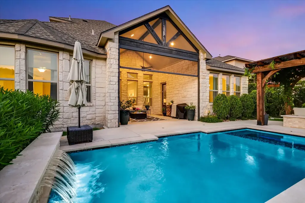 2304 Belen Drive, Leander