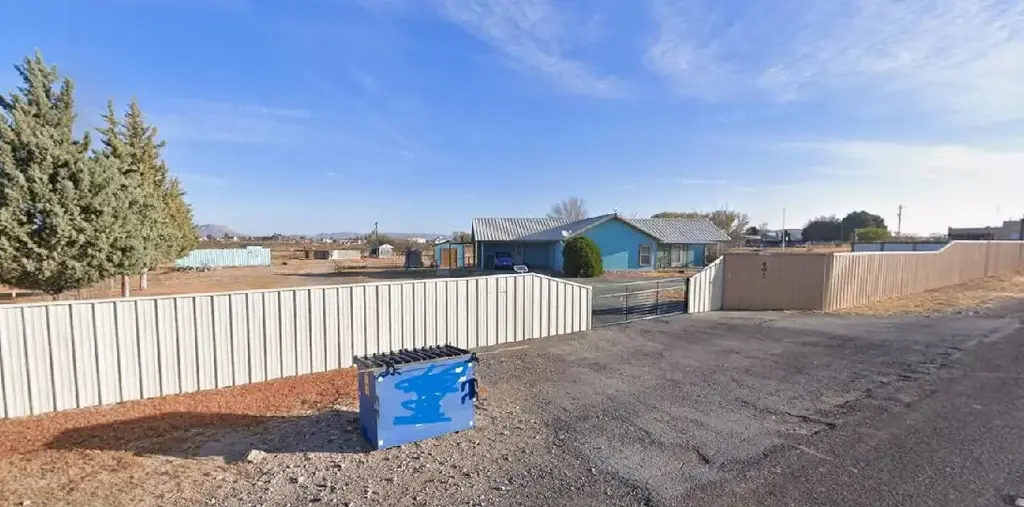 401 Airport Road, Marathon