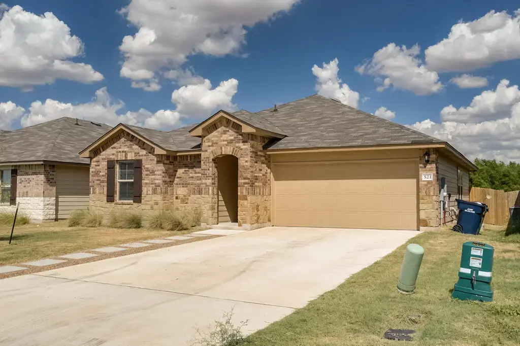 521 Anconia Court, Jarrell