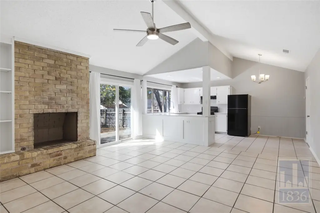 8912 Hunters Trace, Austin