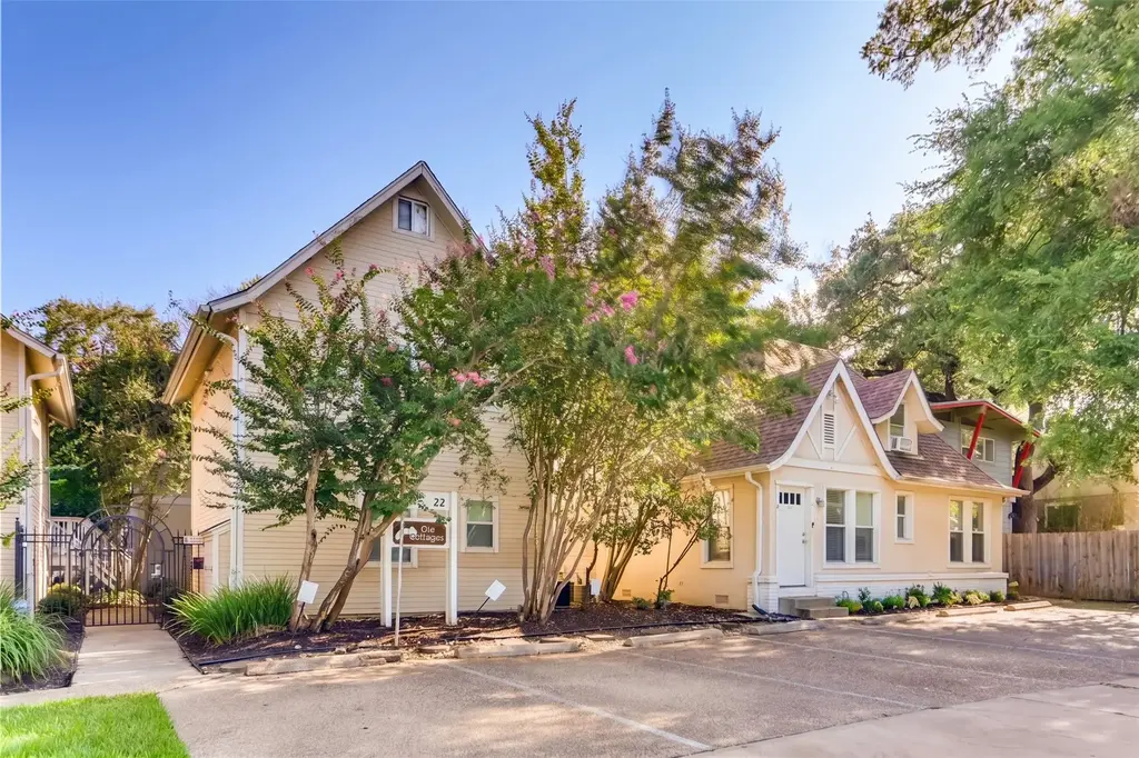 1110 W 22nd Street 12, Austin
