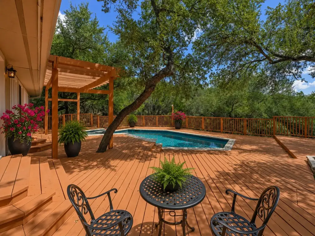 224 Hurst Creek Road, Lakeway