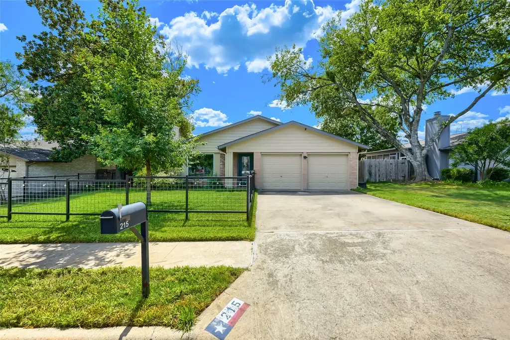 215 Cloudview Drive, Austin