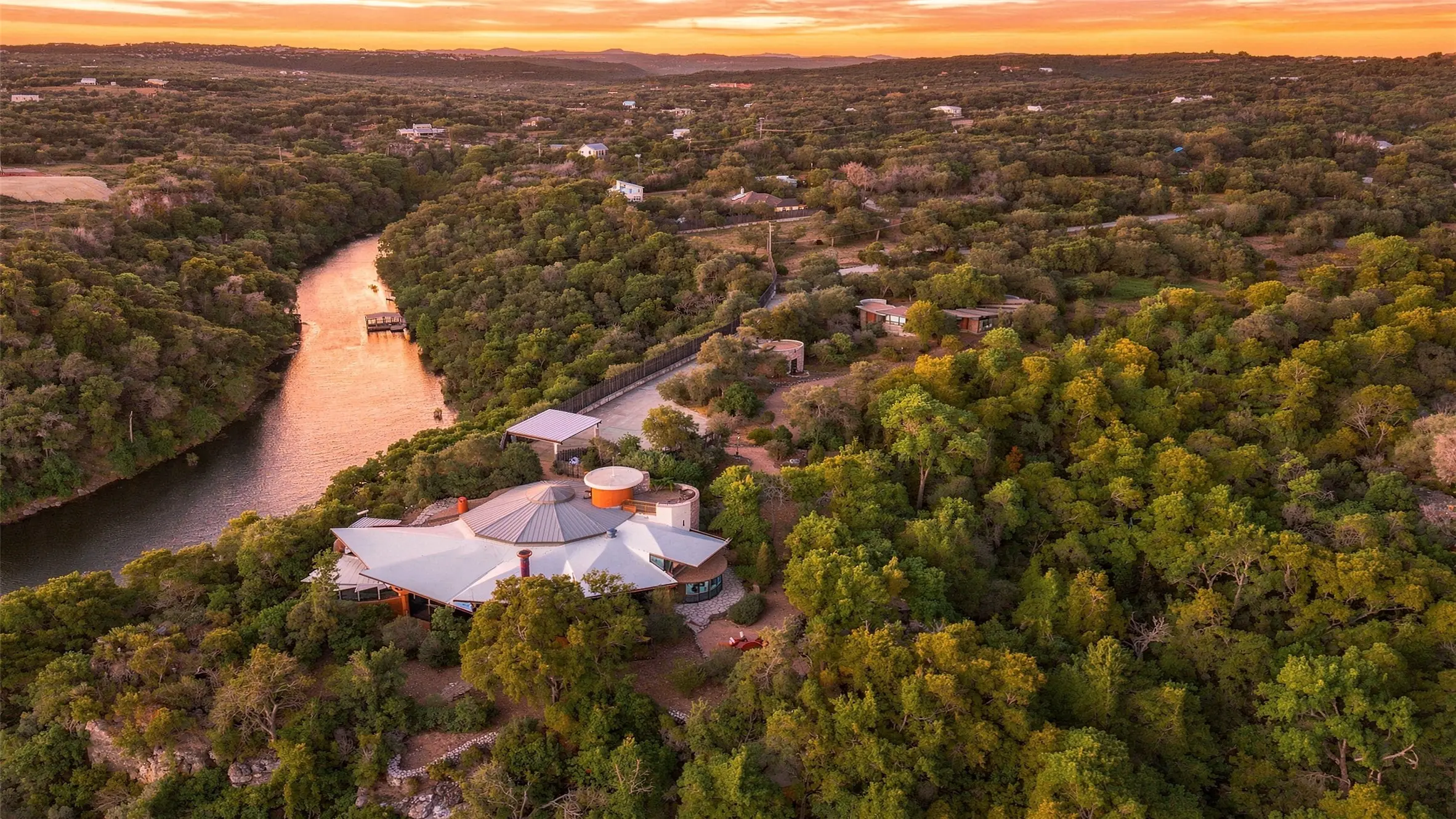 4002 Tyx Trail, Spicewood