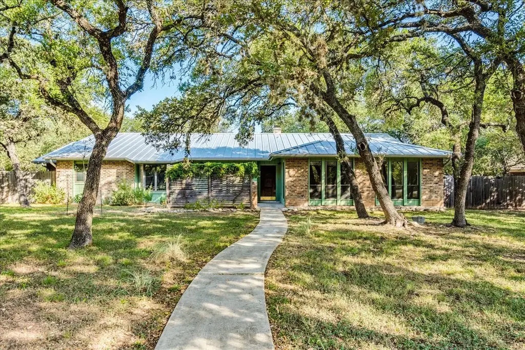 904 Willow Creek Circle, San Marcos