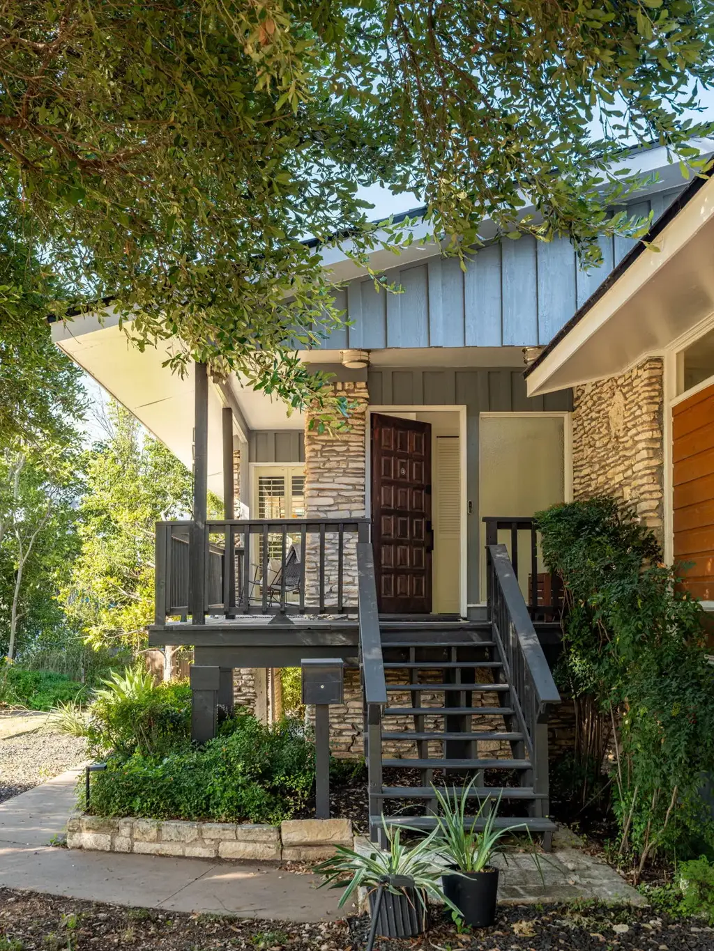 1712 Mccoy Place, Georgetown