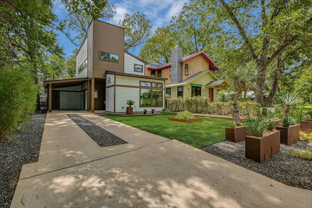 613 W Johanna Street, Austin