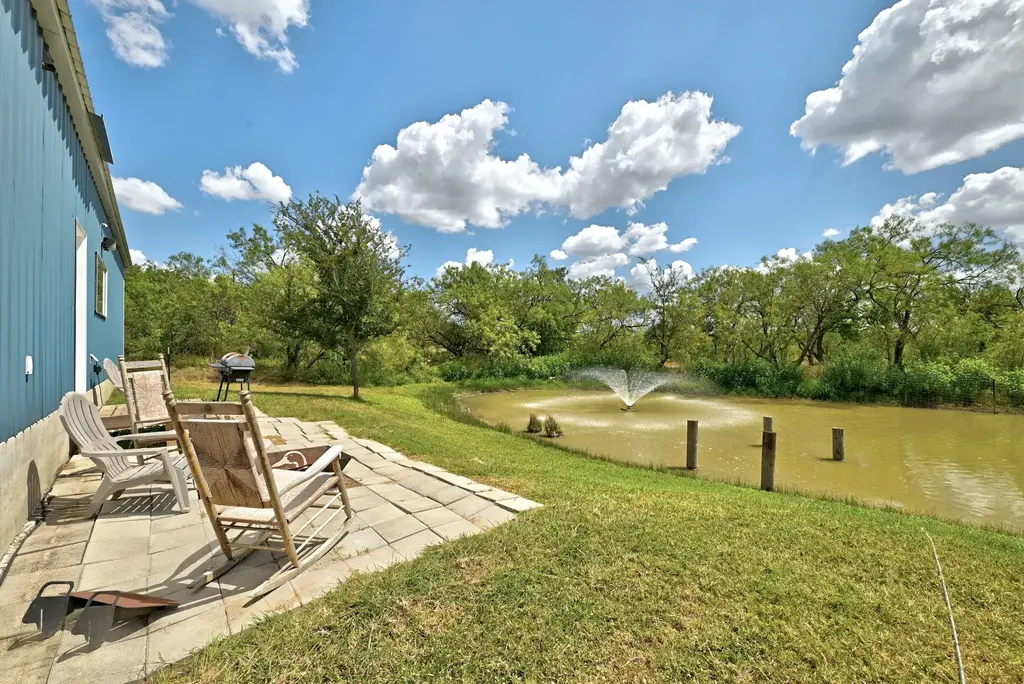 4001 Barth Road, Lockhart