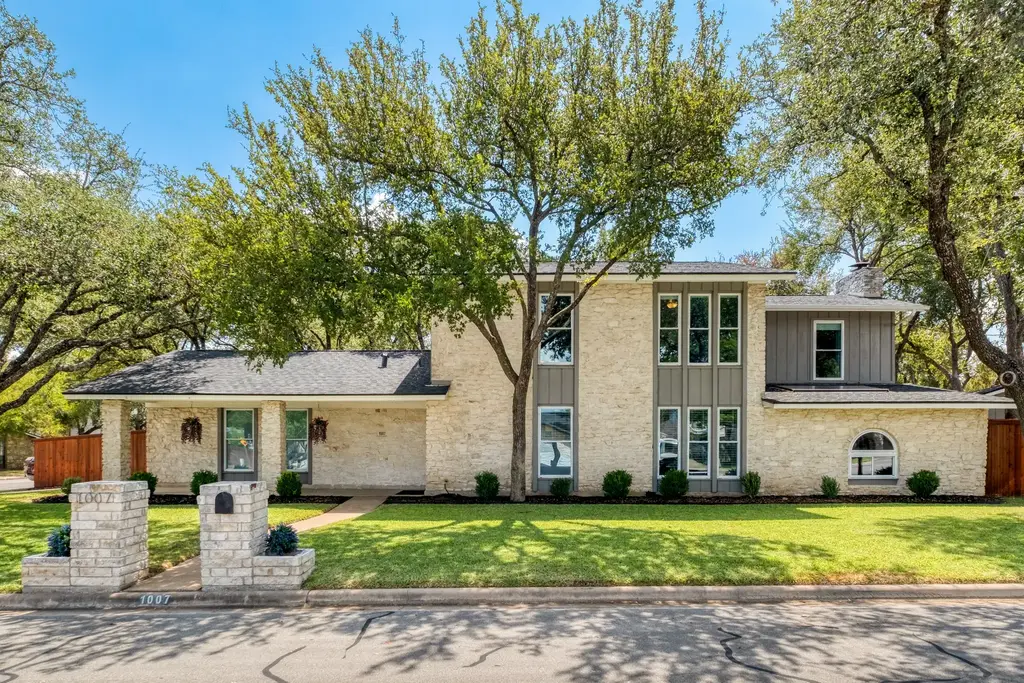 1007 Bluff Drive, Round Rock