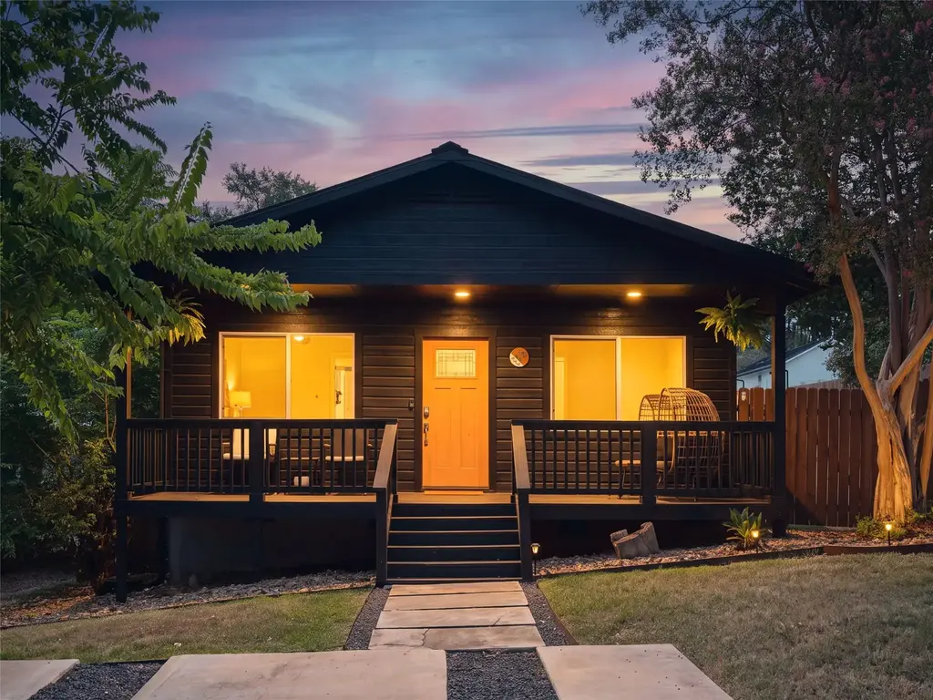2501 E 11th Street 1, Austin