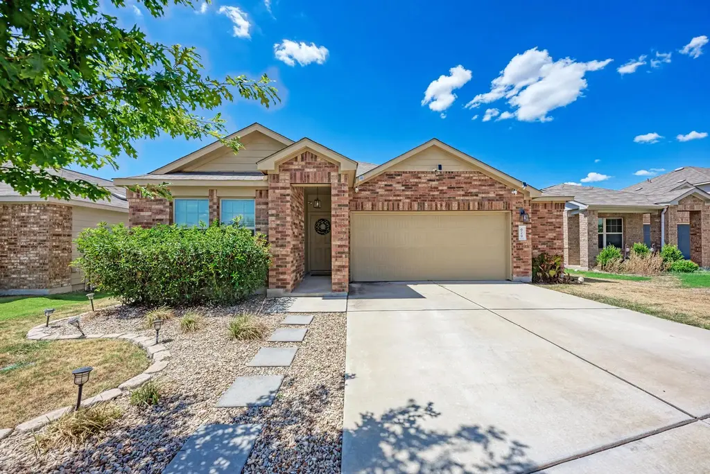 629 Shimek Lane, Jarrell