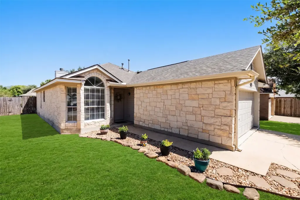 101 Cotton Creek Way, Hutto