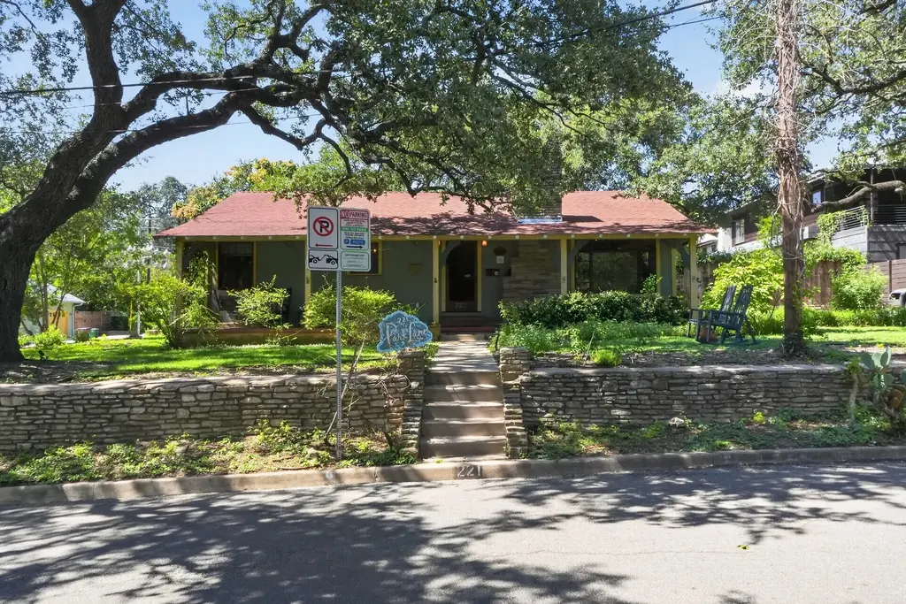 221 Park Lane, Austin