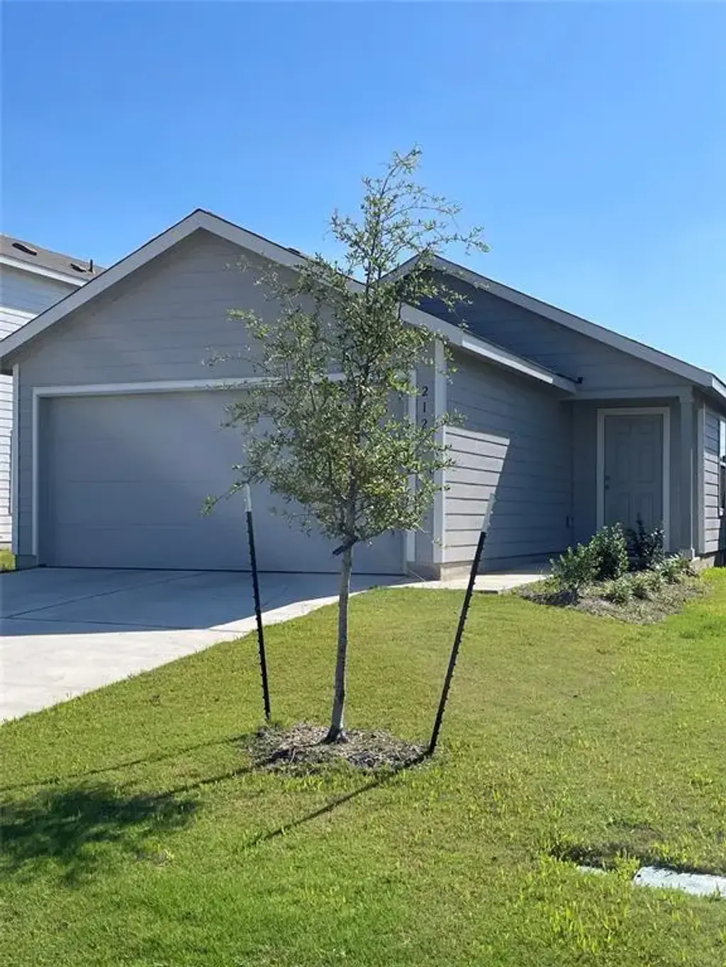 212 Marty Allen Loop, Jarrell