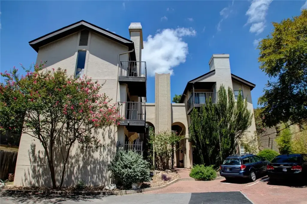 1306 Norwalk Lane 304, Austin