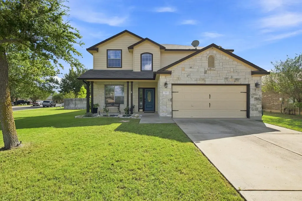 100 Wild Cat Drive, Bastrop
