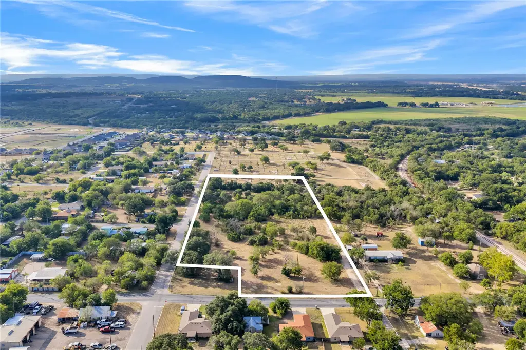 603 E Pecan Street, Burnet