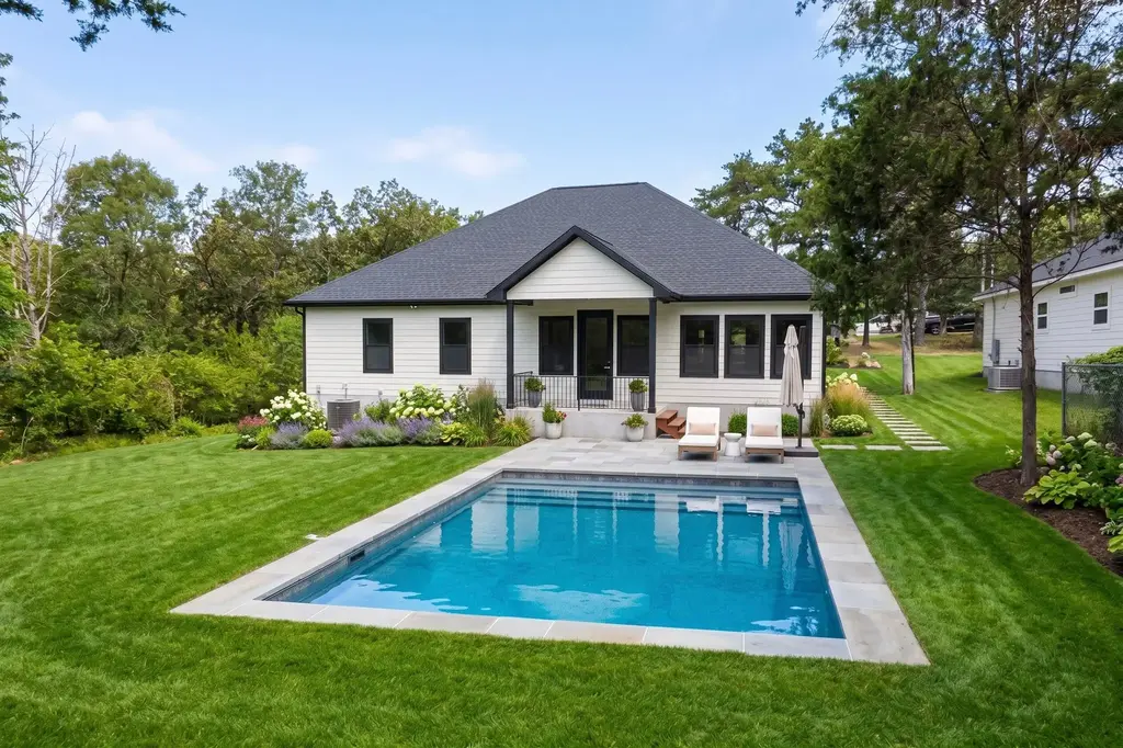 137 N Pohakea Drive, Bastrop
