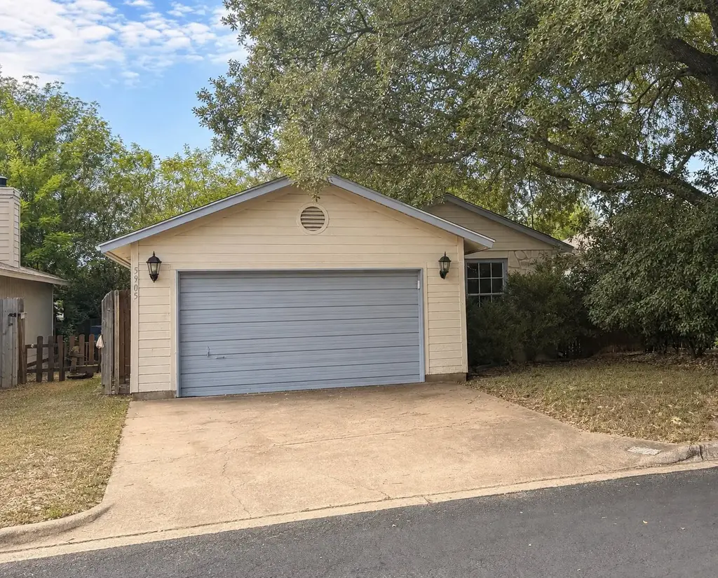 5905 Jacob Glen, Austin