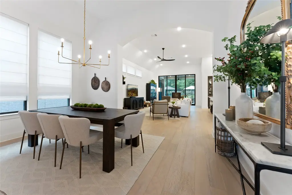 838 Pear Tree Lane, Austin