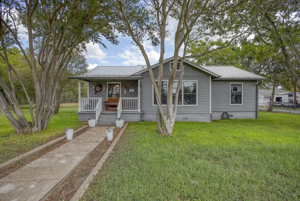 1401 Hill Street, Bastrop