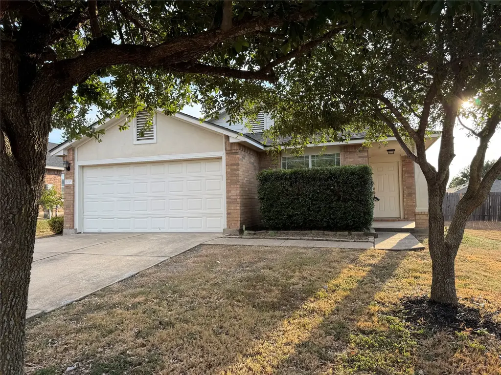 1015 Remington Drive, Leander