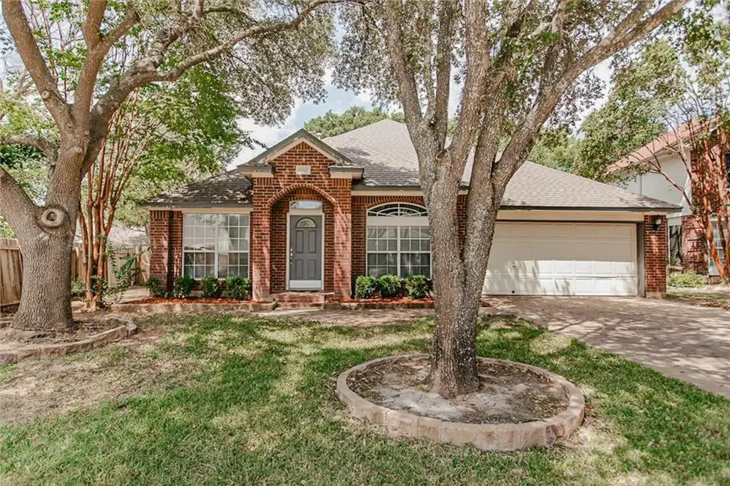 17002 Hillside Drive, Round Rock