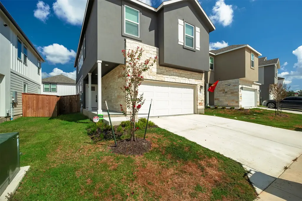 206 Kislingbury Lane, Kyle