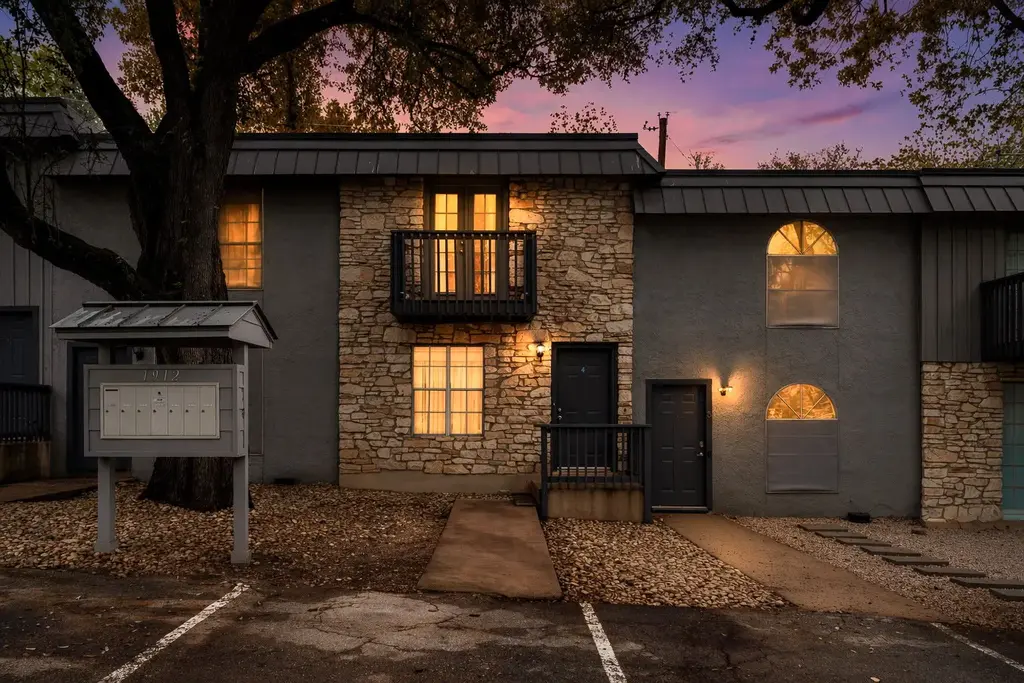 1912 Lightsey Road 4, Austin
