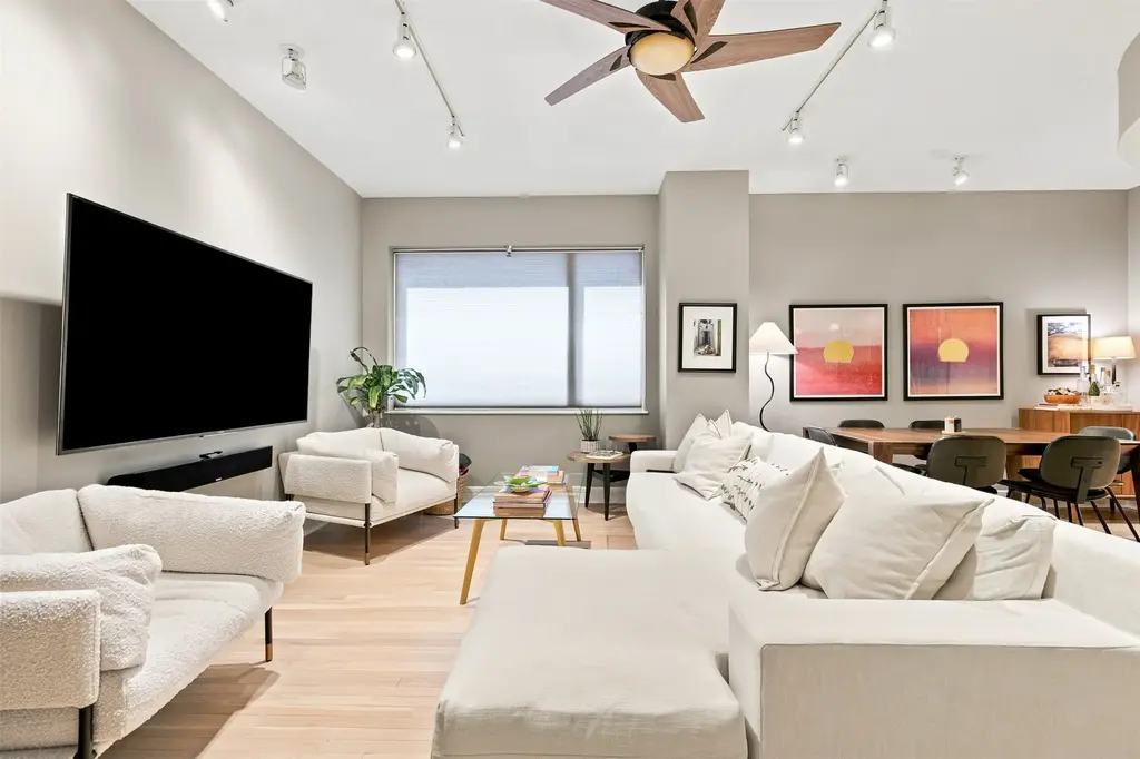 901 W 9th Street 216, Austin