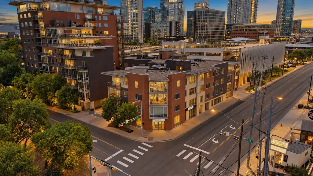 901 W 9th Street 216, Austin